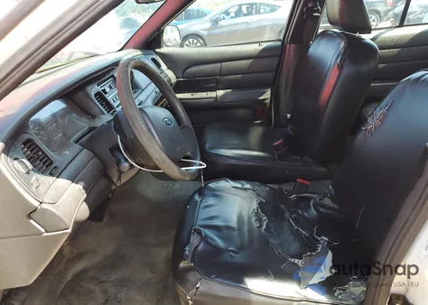 2010 Ford Crown Victoria Police Interceptor z USA, uszkodzony, nr VIN 2FABP7BV5AX146859